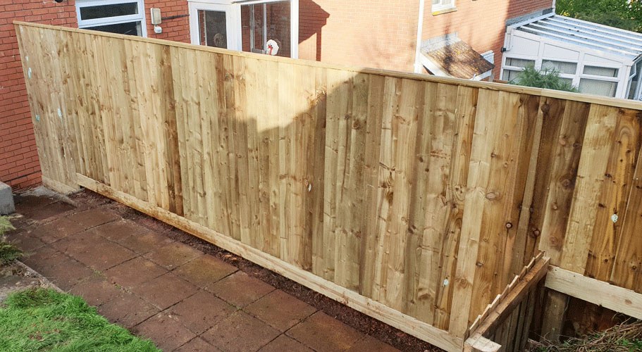 Read more about the article Do Fence repair Need Social Media Strategies